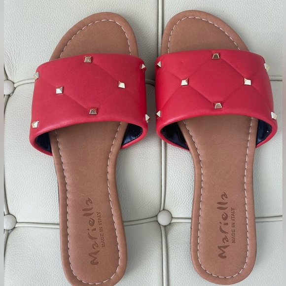 *BRAND NEW* Italian Sandals - Picture 2 of 4
